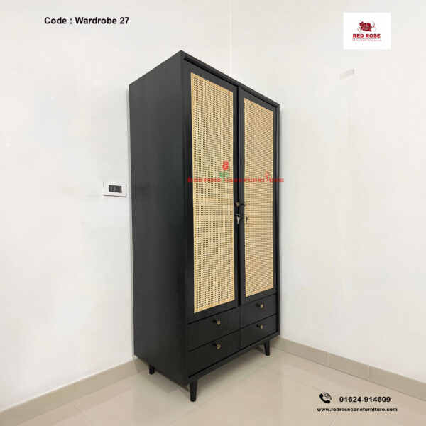 Wordrobe-27